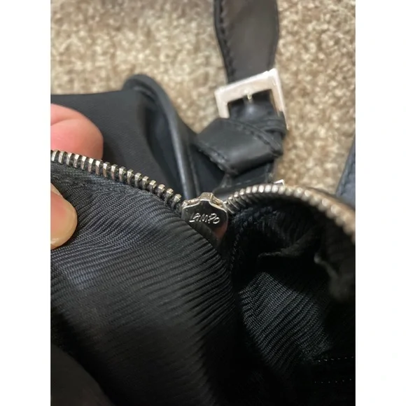 Gucci Nylon Messenger Bag - Picture 9 of 16